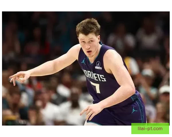 步行者惨遭黄蜂重创克努佩尔砍20分西亚卡姆独砍30+7带队制胜